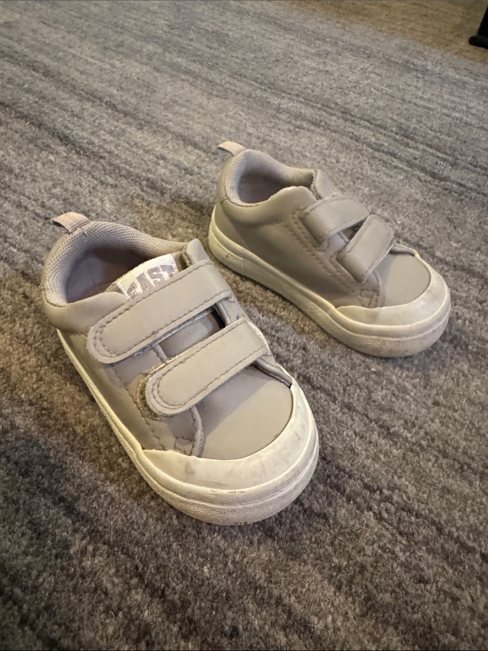 H&M 5C sneakers Velcro